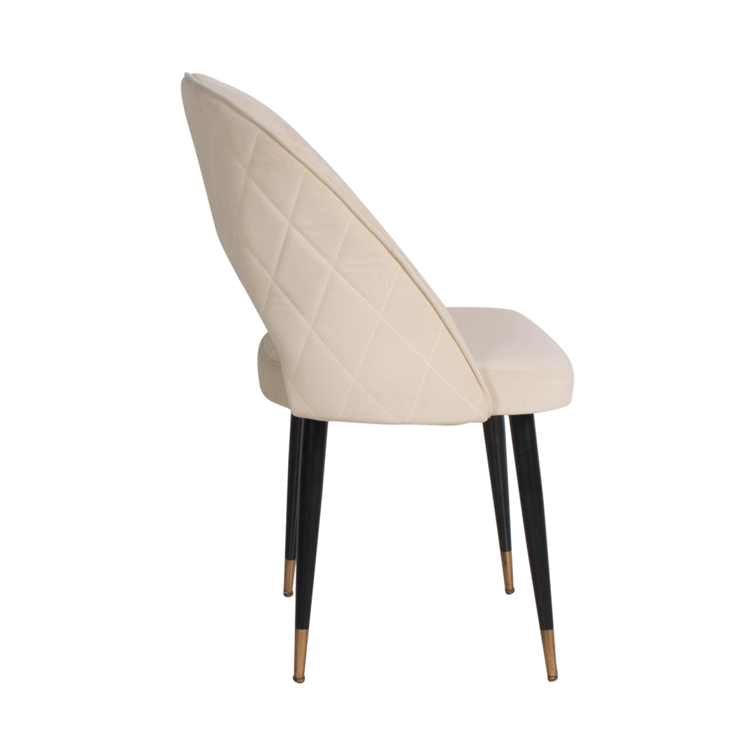 With Leo Chair