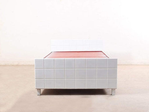 Valor Mini Queen Size Bed With Box Storage In White Finish